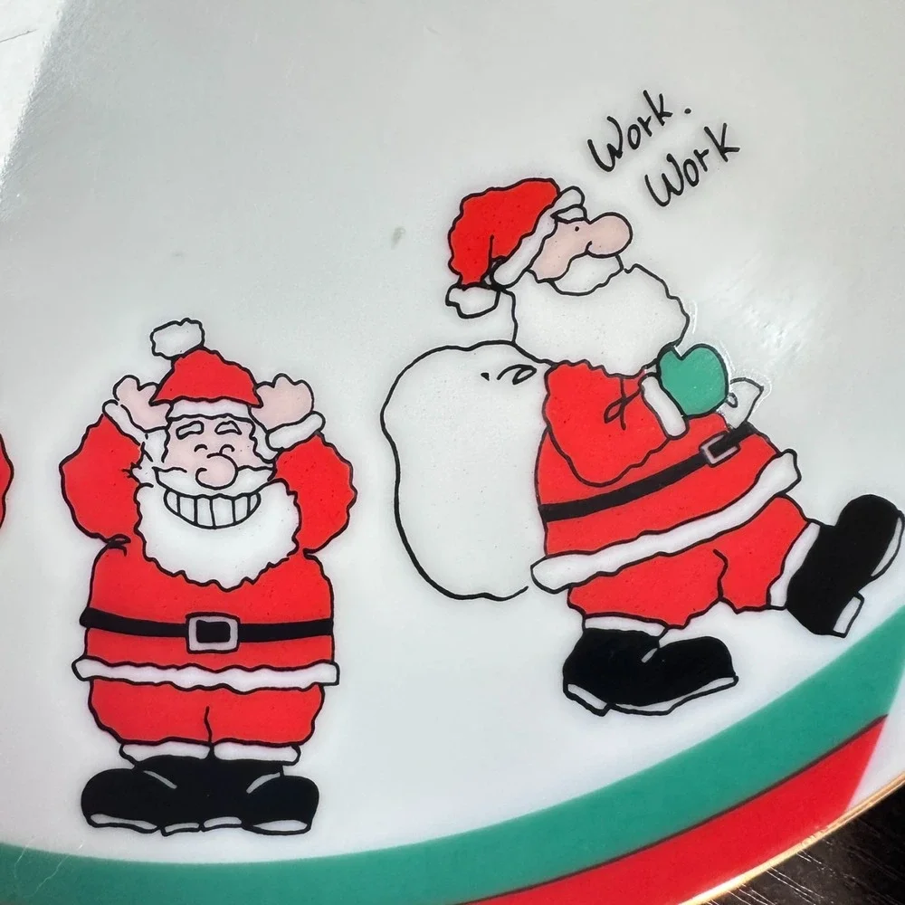 4 PAPEL CHRISTMAS Plates Santa Happy Holidays Work Work Getting Dressed JAPAN 8